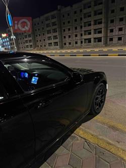 کرایسلەر 300